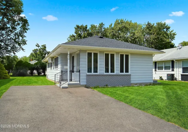 Photo 1 of Single family home for sale at 613 Jamaica Blvd, Toms River, NJ 08757 | MLS# 22619225 | Listing updated on 2026-08-31