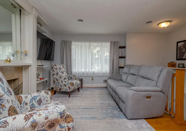 Photo 3 of Single family home for sale at 134 Mill Crk Rd, Bayville, NJ 08721 | MLS# 22619339 | Listing updated on 2026-09-14