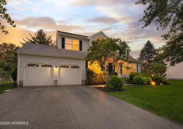 Photo 3 of Sale Pending at 1149 Aster Dr, Toms River, NJ 08753 | MLS# 22619368 | Listing updated on 2026-08-13