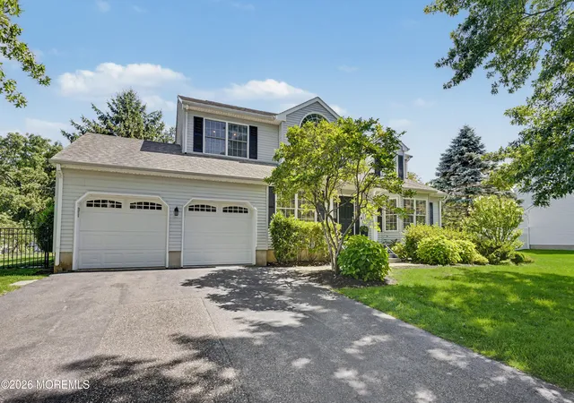 Photo 4 of Sale Pending at 1149 Aster Dr, Toms River, NJ 08753 | MLS# 22619368 | Listing updated on 2026-08-13