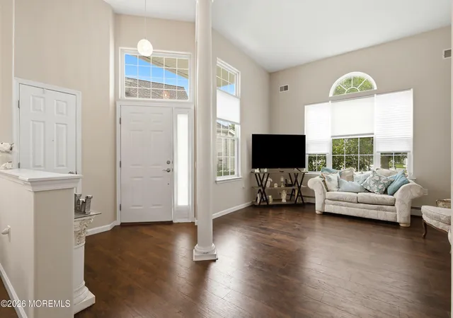 Photo 3 of Single family home for sale at 9 Forest Lake Ct, Barnegat, NJ 08005 | MLS# 22622807 | Listing updated on 2026-09-14