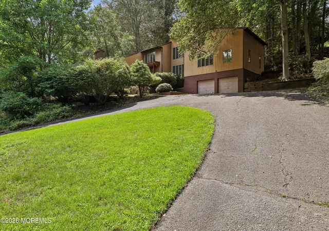 Photo 1 of Single family home for sale at 23 Ashley Dr, Holmdel, NJ 07733 | MLS# 22624698 | Listing updated on 2026-09-28