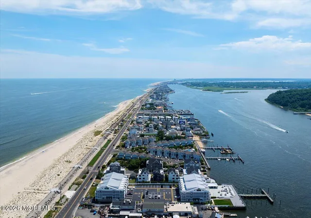 Listing Photo 5 - Condo for sale in building located at 150 Ocean Ave, Sea Bright, NJ 07760 - Unit #21
