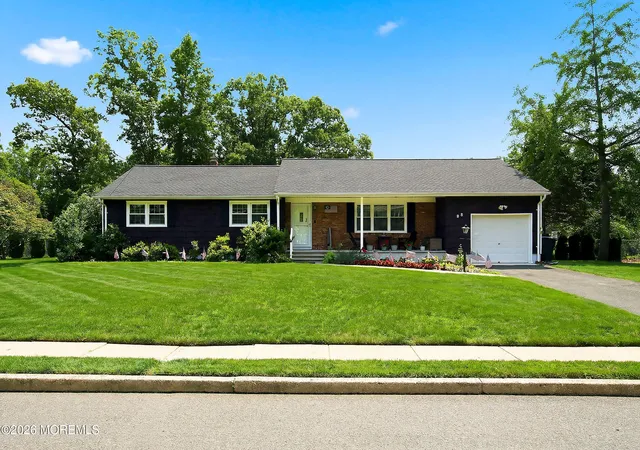 Photo 2 of Single family home for sale at 98 Woodridge Ave, Toms River, NJ 08755 | MLS# 22621247 | Listing updated on 2026-09-14