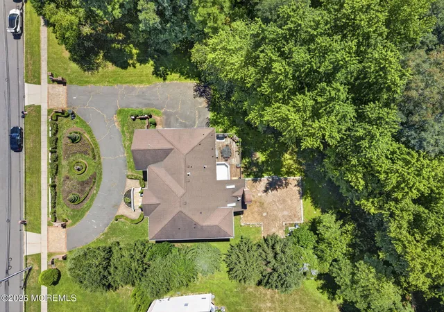 4th image of 425 Iron Bridge Rd, Freehold, NJ 07728 | MLS# 22620137
