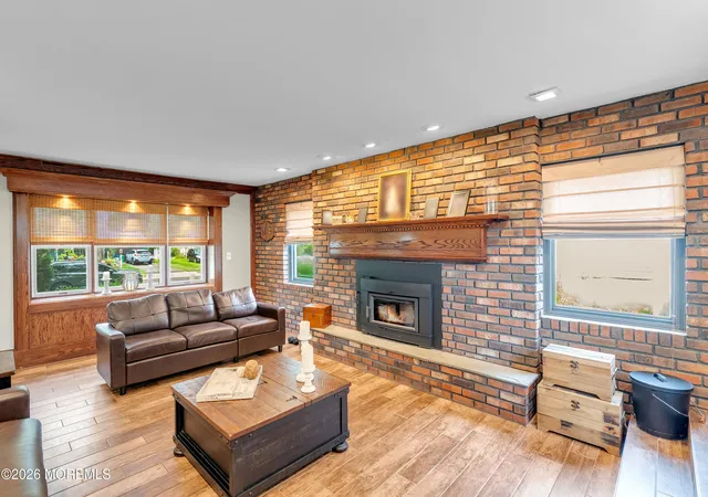 5th image of 52 Deerfield Ln, Matawan, NJ 07747 | MLS# 22621590