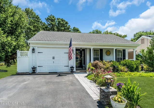 1st image of 6 Twyford Ln, Manchester, NJ 08759 | MLS# 22623857
