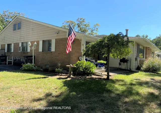 2nd image of 5 Sparrow St #D, Manchester, NJ 08759 | MLS# 22624419