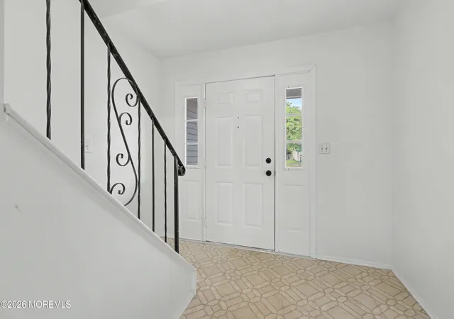 5th image of 1075 Torremolinos Ct, Toms River, NJ 08753 | MLS# 22625792
