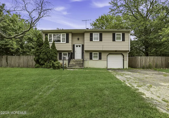 1st image of 1181 Manor Dr, Lakewood, NJ 08701 | MLS# 22622623