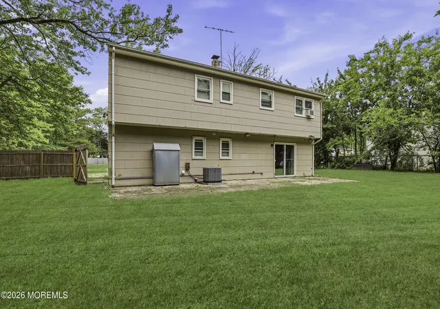 4th image of 1181 Manor Dr, Lakewood, NJ 08701 | MLS# 22622623