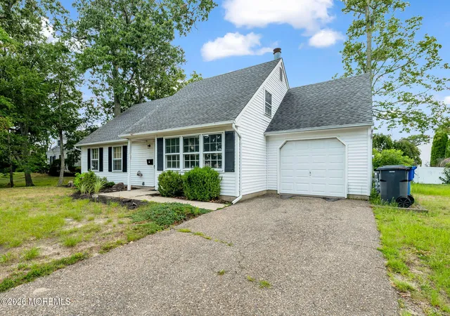 2nd image of 28 Brand Rd, Toms River, NJ 08753 | MLS# 22623423