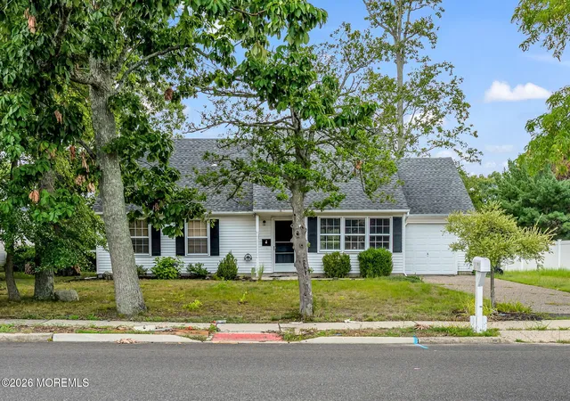 3rd image of 28 Brand Rd, Toms River, NJ 08753 | MLS# 22623423