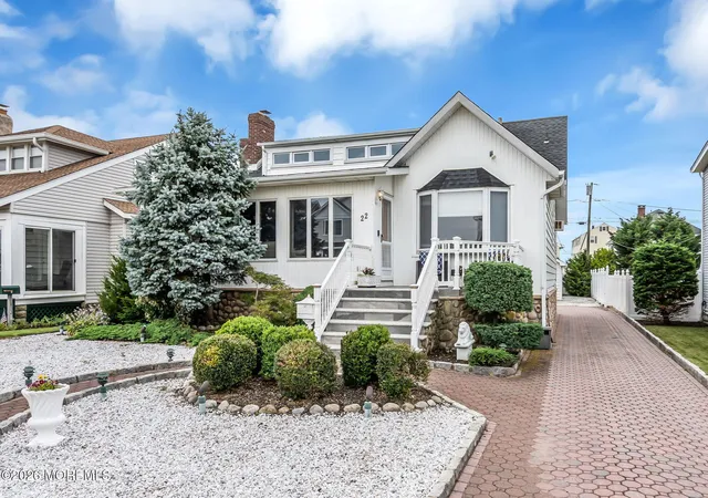 2nd image of 22 Parkway, Point Pleasant Beach, NJ 08742 | MLS# 22621562