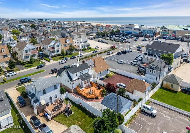 5th image of 22 Parkway, Point Pleasant Beach, NJ 08742 | MLS# 22621562