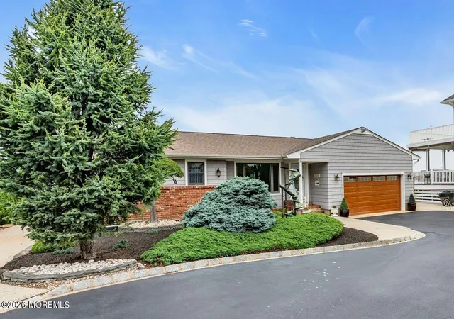 Photo 4 of Single family home for sale at 632 Princeton Ave, Brick, NJ 08724 | MLS# 22622158 | Listing updated on 2026-09-17