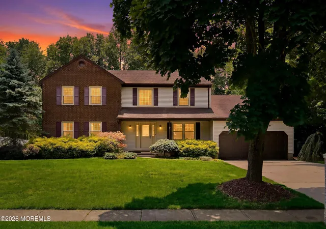 4th image of 4 Carriage Ct, Marlboro, NJ 07746 | MLS# 22621425