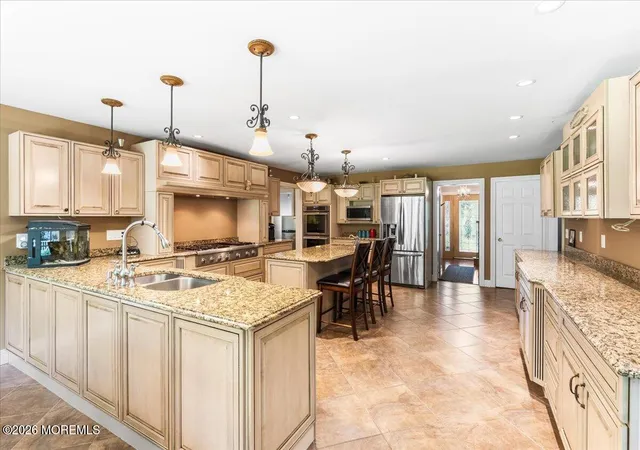 Photo 3 of Single family home for sale at 8 Grover Ct, Jackson, NJ 08527 | MLS# 22620903 | Listing updated on 2026-09-15