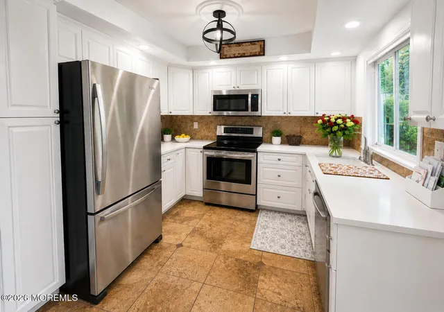 3rd image of 600A Lake Point Dr, Lakewood, NJ 08701 | MLS# 22621117