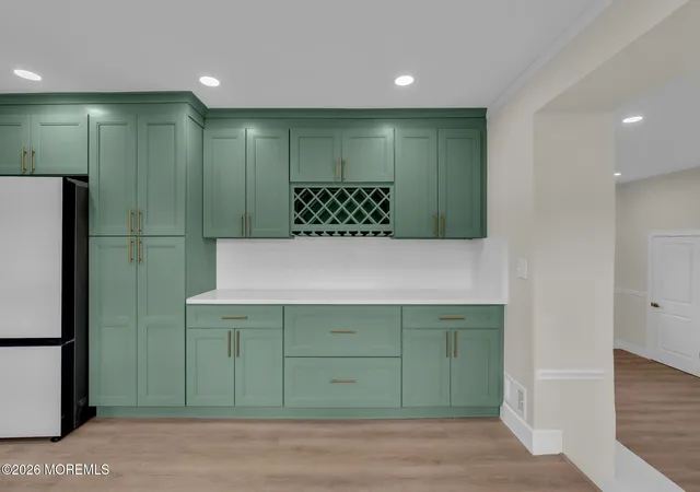 Photo 3 of Single family home for sale at 684 Brookside Dr, Toms River, NJ 08753 | MLS# 22621523 | Listing updated on 2026-10-07
