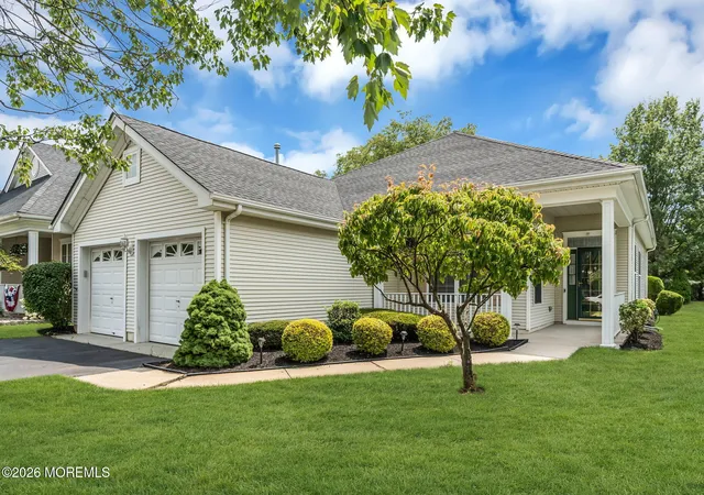 2nd image of 12 Quicksilver Ct, Lakewood, NJ 08701 | MLS# 22623116