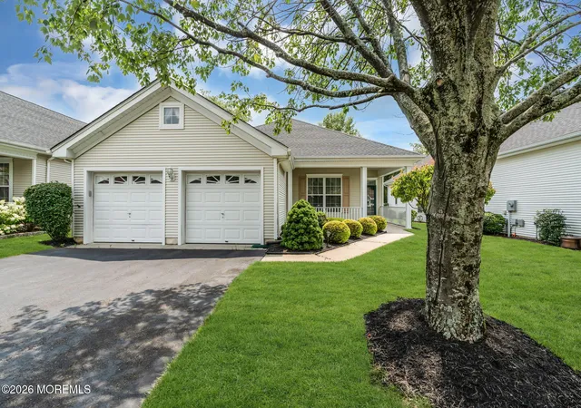 4th image of 12 Quicksilver Ct, Lakewood, NJ 08701 | MLS# 22623116
