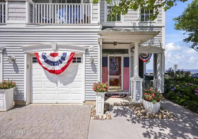 3rd image of 40 Skimmer Ln, Port Monmouth, NJ 07758 | MLS# 22621580