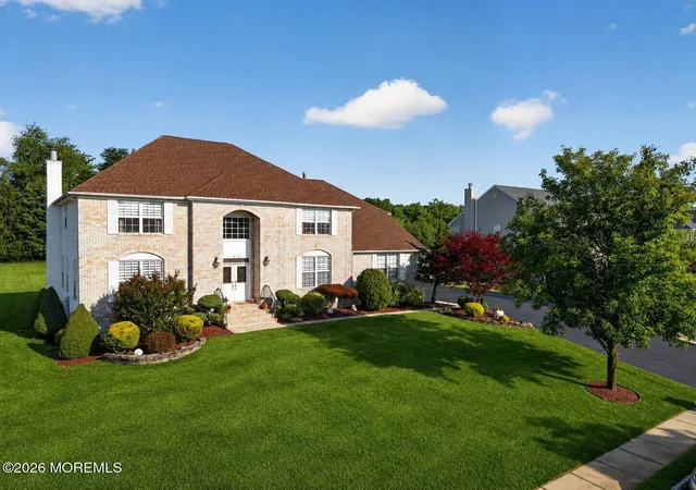 3rd image of 14 Jamesworthy Ct, Marlboro, NJ 07746 | MLS# 22621683