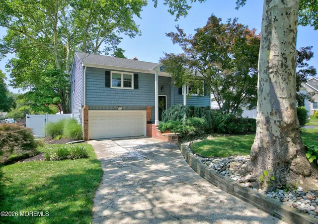 2nd image of 15 Mohawk Ave, Red Bank, NJ 07701 | MLS# 22621525