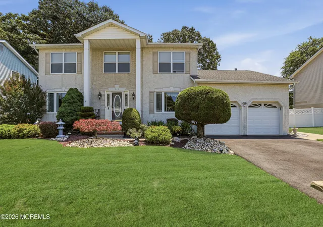 Photo 2 of Sale Pending at 11 Bronia St, Howell, NJ 07731 | MLS# 22621517 | Listing updated on 2026-08-24