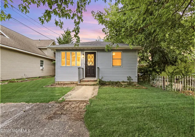 1st image of 1622 Abbott Ave, Toms River, NJ 08753 | MLS# 22621796