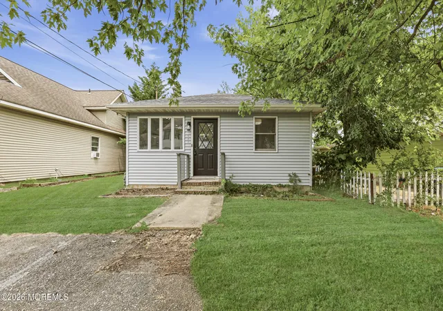 2nd image of 1622 Abbott Ave, Toms River, NJ 08753 | MLS# 22621796
