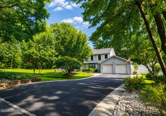 3rd image of 101 Fawn Dr, Matawan, NJ 07747 | MLS# 22621597