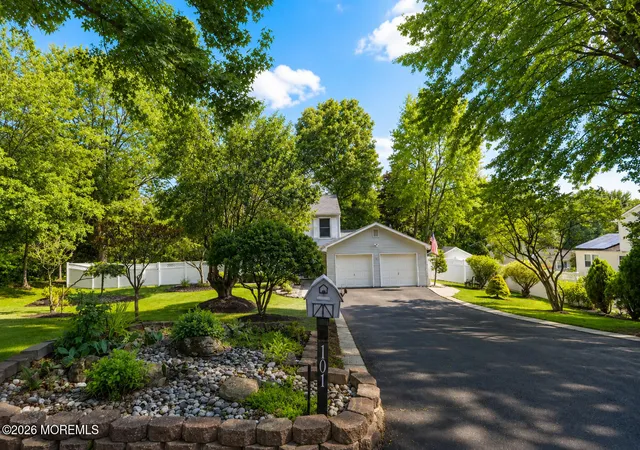 4th image of 101 Fawn Dr, Matawan, NJ 07747 | MLS# 22621597