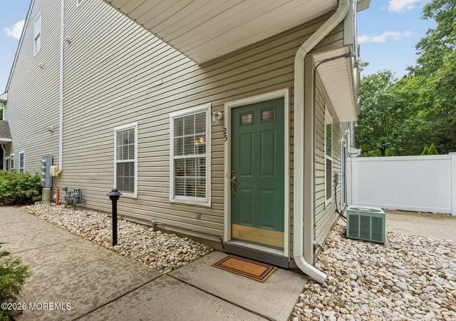20th image of 25 Phoenix Ct, Tinton Falls, NJ 07712 | MLS# 22622244