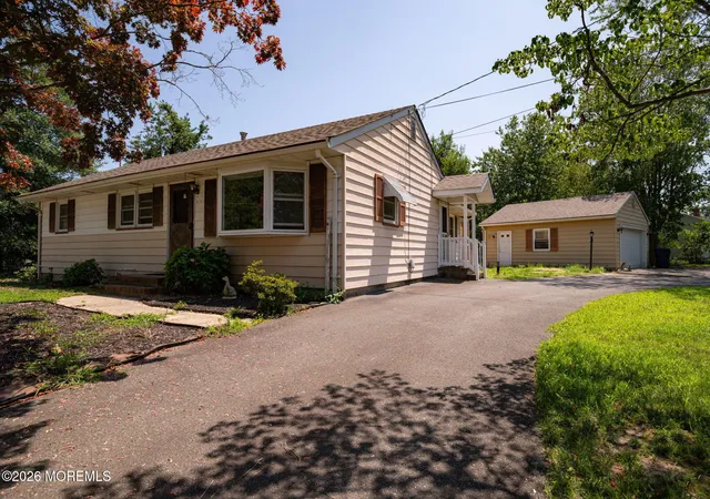 4th image of 17 Railroad Ave, Beachwood, NJ 08722 | MLS# 22621648