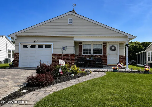 Photo 1 of Single family home for sale at 26 La Terraza Dr, Toms River, NJ 08757 | MLS# 22621454 | Listing updated on 2026-09-16