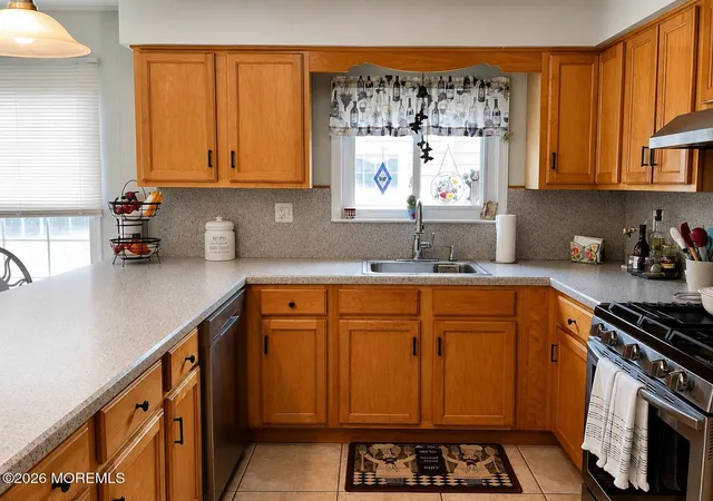 Photo 3 of Single family home for sale at 26 La Terraza Dr, Toms River, NJ 08757 | MLS# 22621454 | Listing updated on 2026-09-16
