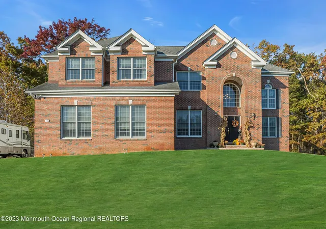 Photo 1 of Single family home for sale at 16 Lakeside Dr, Jackson, NJ 08527 | MLS# 22621502 | Listing updated on 2026-09-29