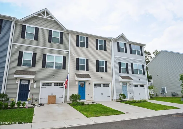 2nd image of 1004 Cyprus Ct #1004, Forked River, NJ 08731 | MLS# 22621587