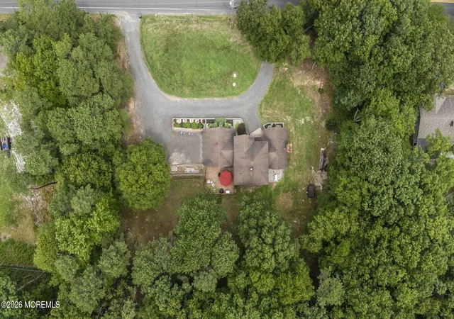 Photo 3 of Single family home for sale at 264 Windeler Rd, Howell, NJ 07731 | MLS# 22621660 | Listing updated on 2026-08-25