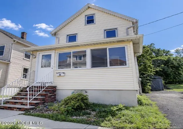 1st image of 195 Pulaski Ave, Sayreville, NJ 08872 | MLS# 22621555