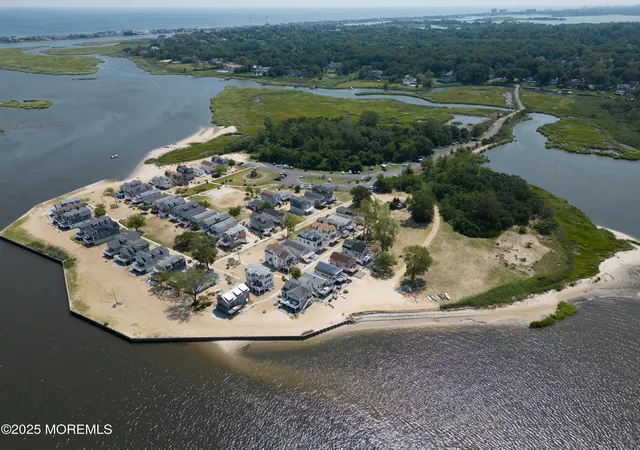 Photo 25 of Single family home for sale at 142 Black Point Rd #H9, Rumson, NJ 07760 | MLS# 22621698 | Listing updated on 2026-08-31