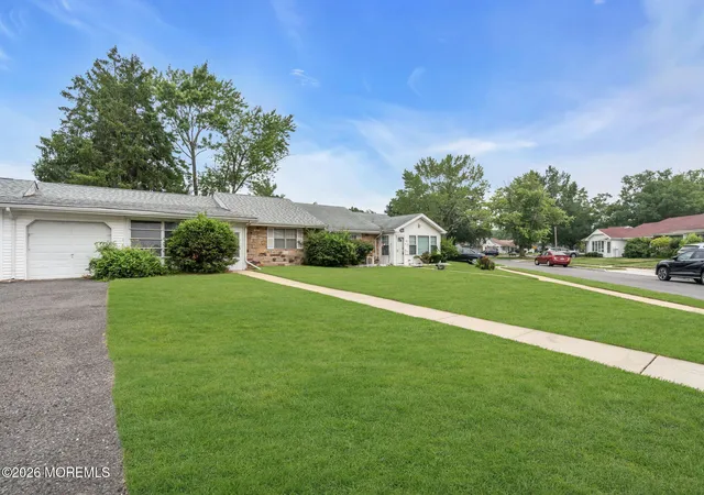4th image of 86 Camellia Dr #B, Lakewood, NJ 08701 | MLS# 22621592