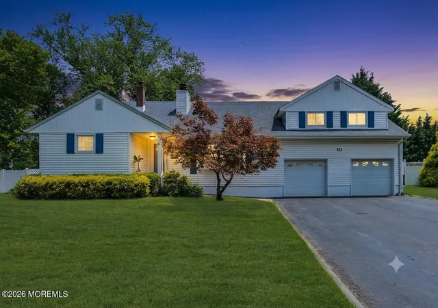 Photo 1 of Sale Pending at 10 Homestead Pl, Holmdel, NJ 07733 | MLS# 22621617 | Listing updated on 2026-09-22