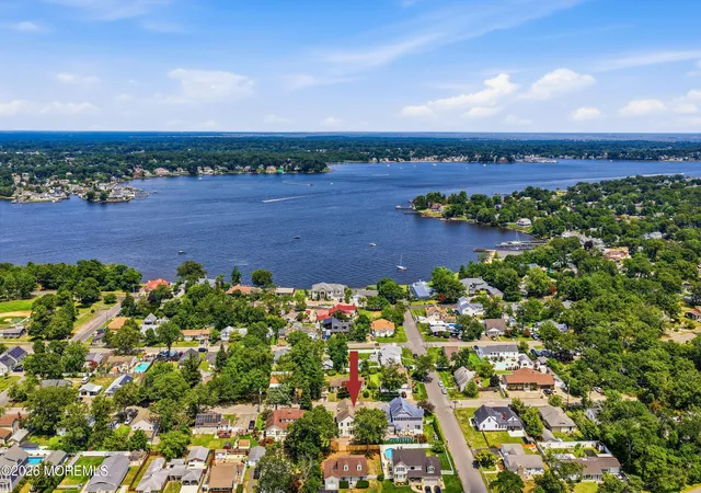 5th image of 646 Compass Ave, Beachwood, NJ 08722 | MLS# 22622186