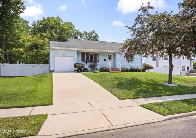 4th image of 6 Forsgate Dr, Freehold, NJ 07728 | MLS# 22621708