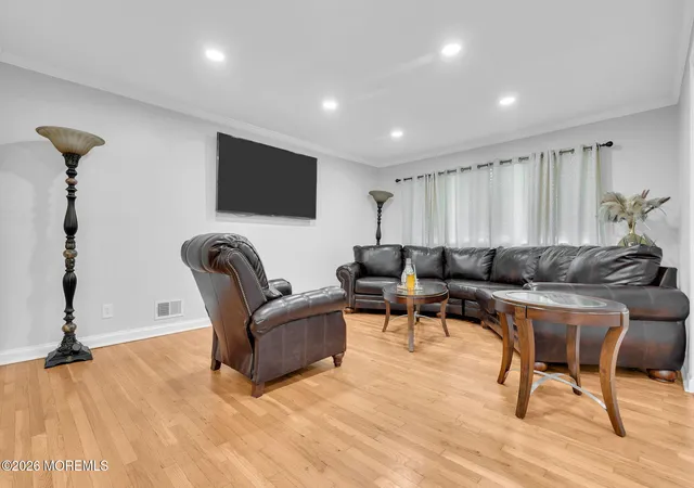 Photo 3 of Single family home for sale at 905 Fordham Rd, Neptune, NJ 07753 | MLS# 22621666 | Listing updated on 2026-09-15