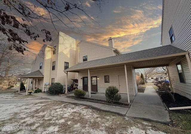 1st image of 804 Ivy Ct, Jackson, NJ 08527 | MLS# 22621719