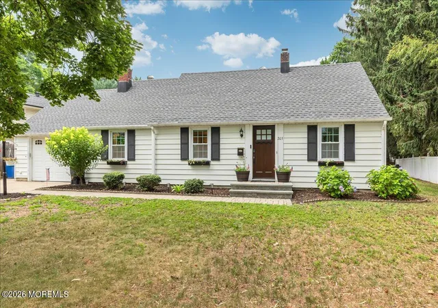 2nd image of 203 Florence Pl, Middletown, NJ 07748 | MLS# 22621883